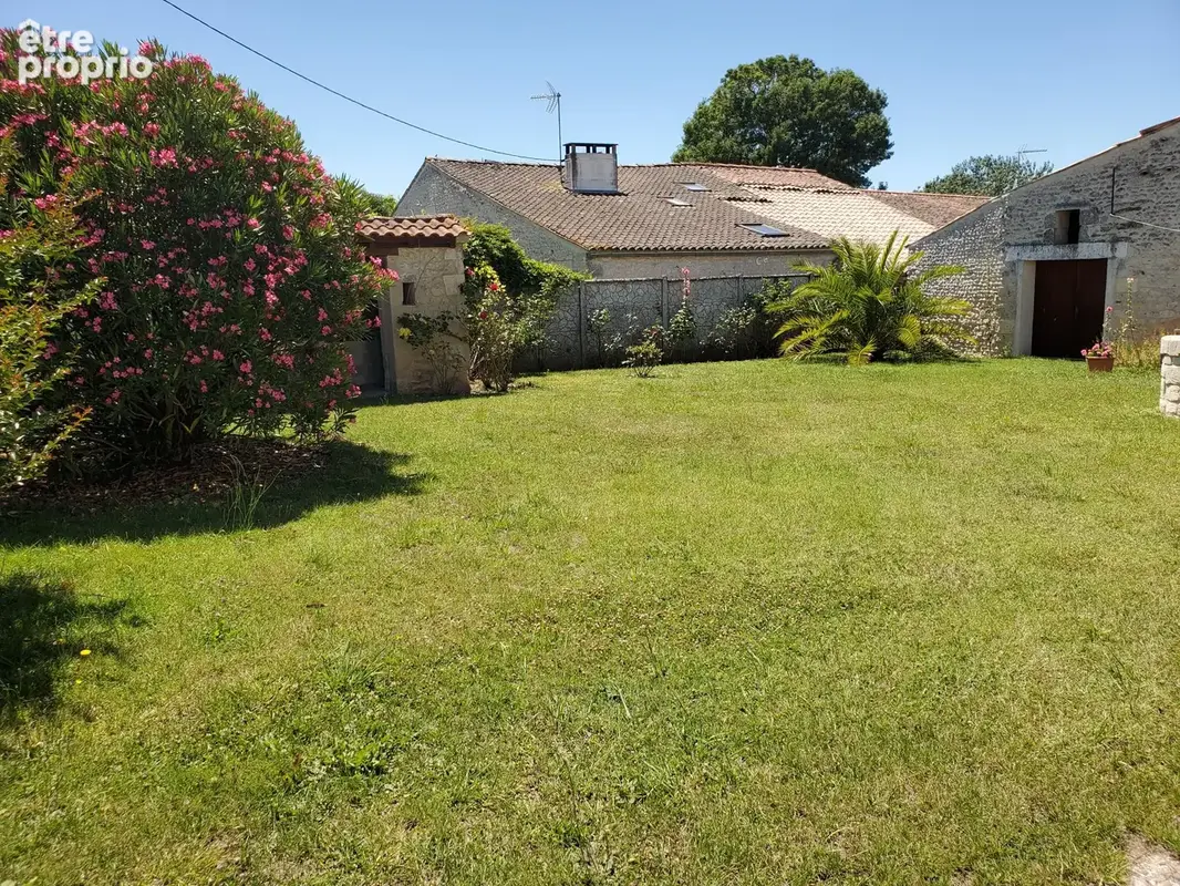 Maison 8 pièces , surface de 197 m2 + Dépendances , située sur la commune de: BARZAN - photo 12
