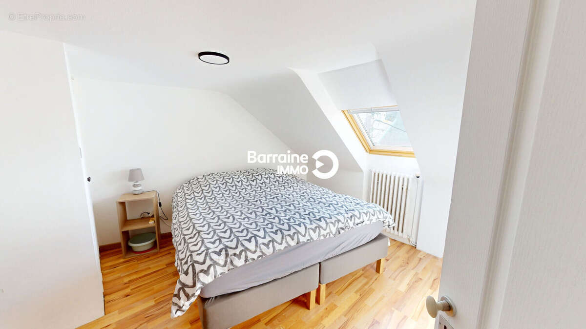 Appartement à LE RELECQ-KERHUON