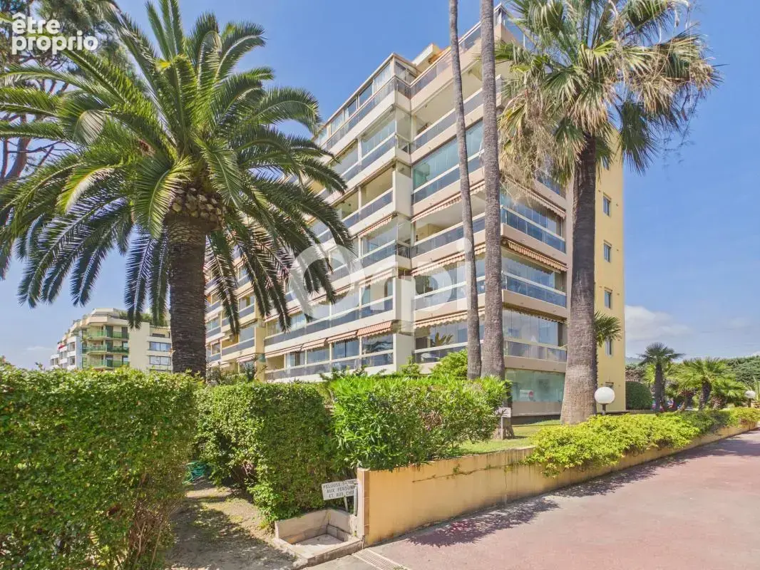 Appartement 100 m de la mer 2p avec loggia - rez de jardin - à 50 m de la mer - ideal investisseur. - cave -parking - photo 14