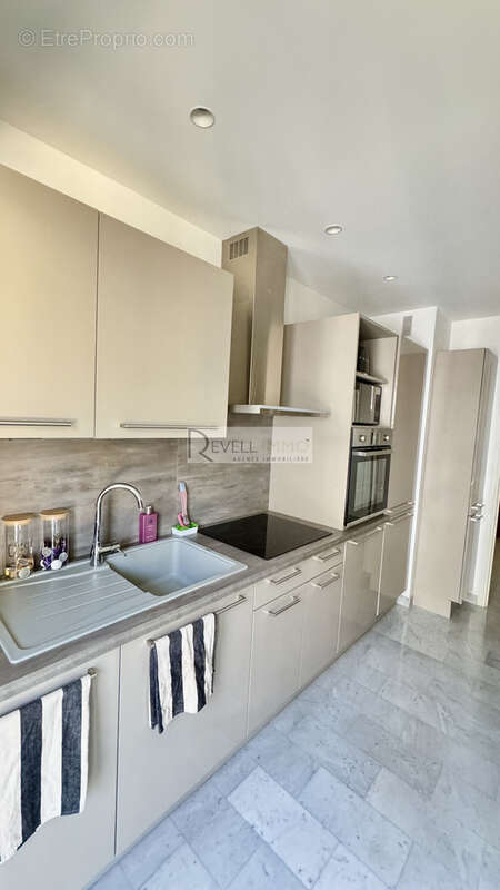 Charmant 2 pièces entièrement rénové, clé en mains à deux pas de la mer et des universités  ! - photo 9