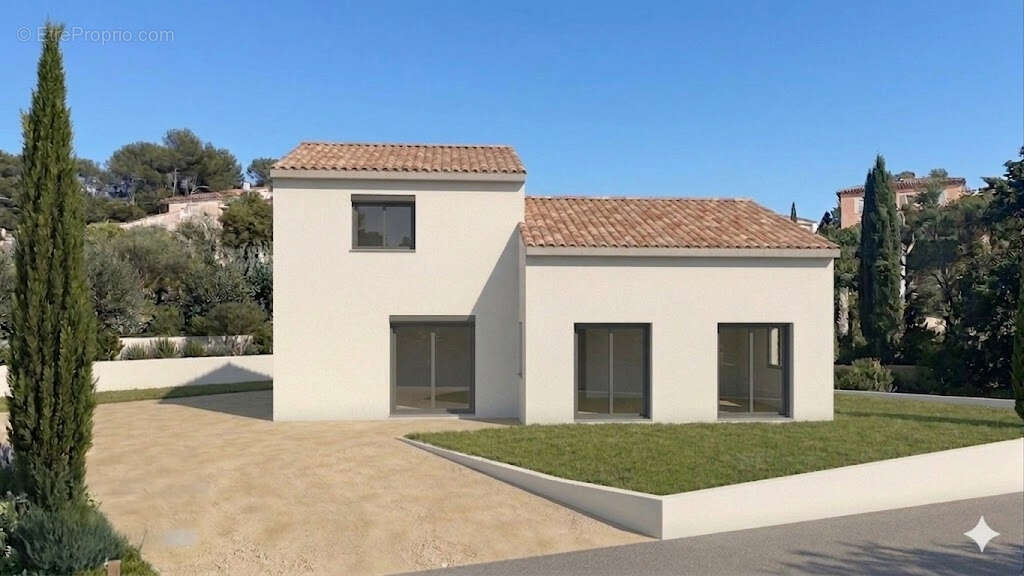 Maison à NANS-LES-PINS