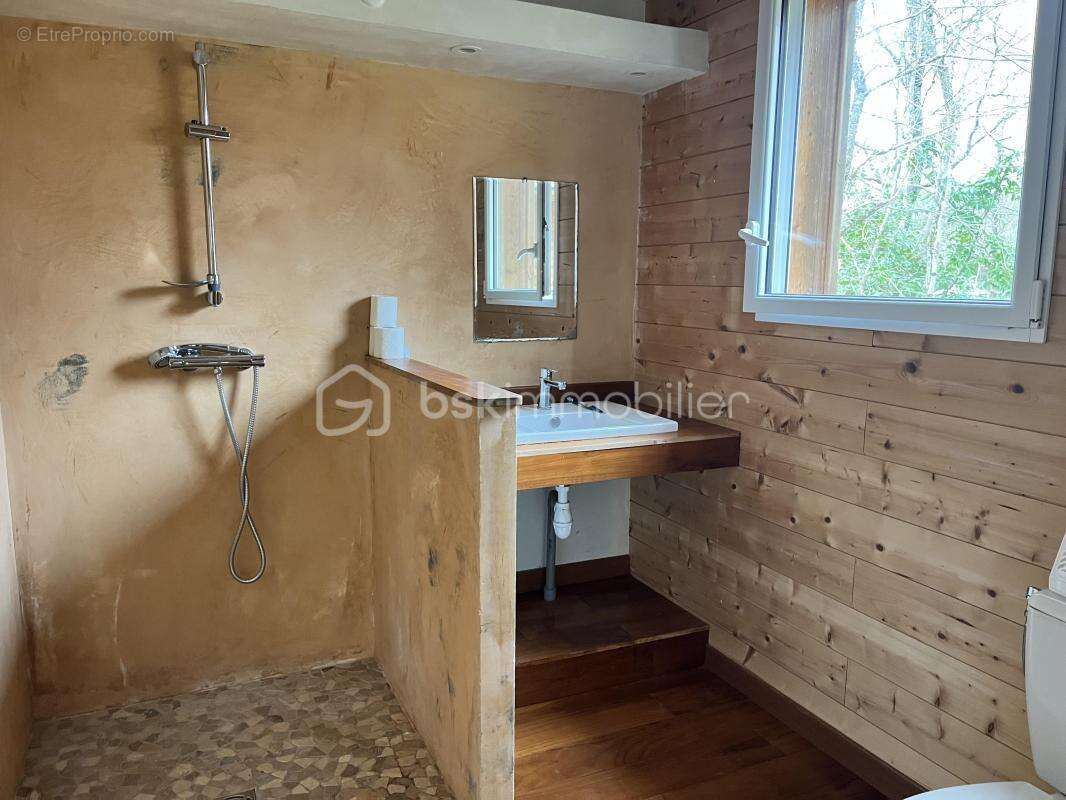 Maison à GRAYAN-ET-L'HOPITAL