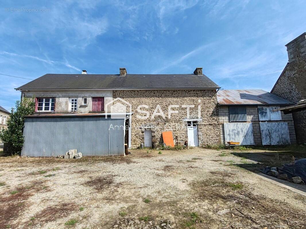 Photo 1 - Maison à FOUGEROLLES-DU-PLESSIS