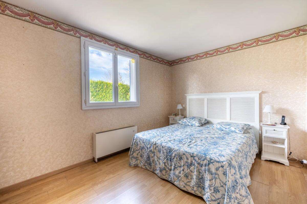 Maison à MAREIL-SUR-MAULDRE