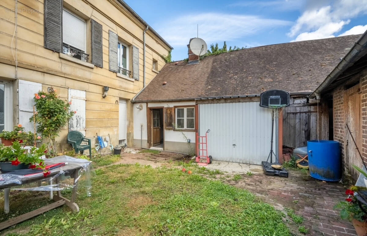 Maison à CHAUMONT-EN-VEXIN