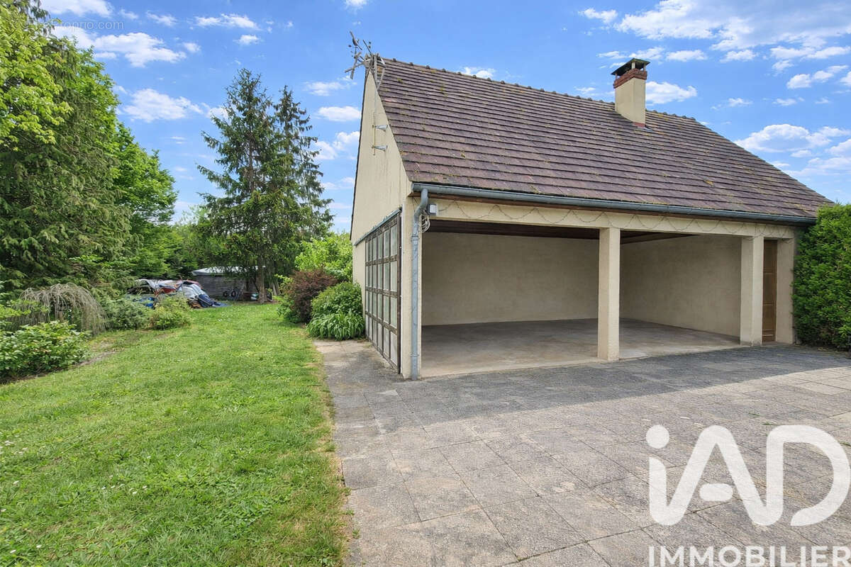 Maison 175 m² à Saint-Firmin-Sur-Loire  - photo 4