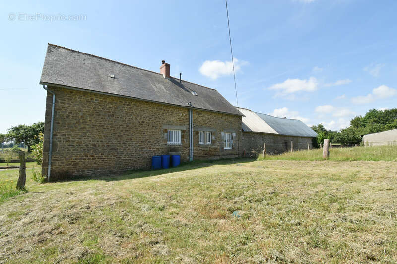 Maison 76 m² à Saint-Fraimbault  - photo 19