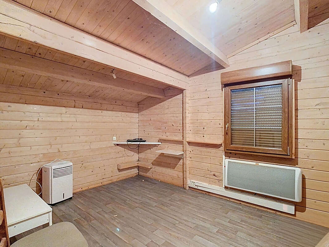 Local professionnel Val-de-Meuse 286m2 - photo 5