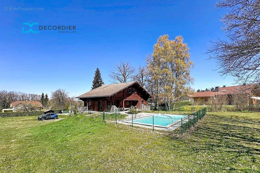Maison à SAINT-PAUL-EN-CHABLAIS