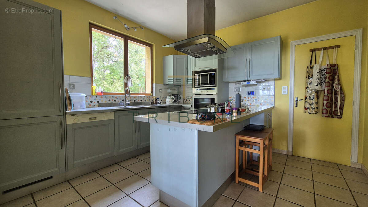 Maison à LAROQUE-TIMBAUT