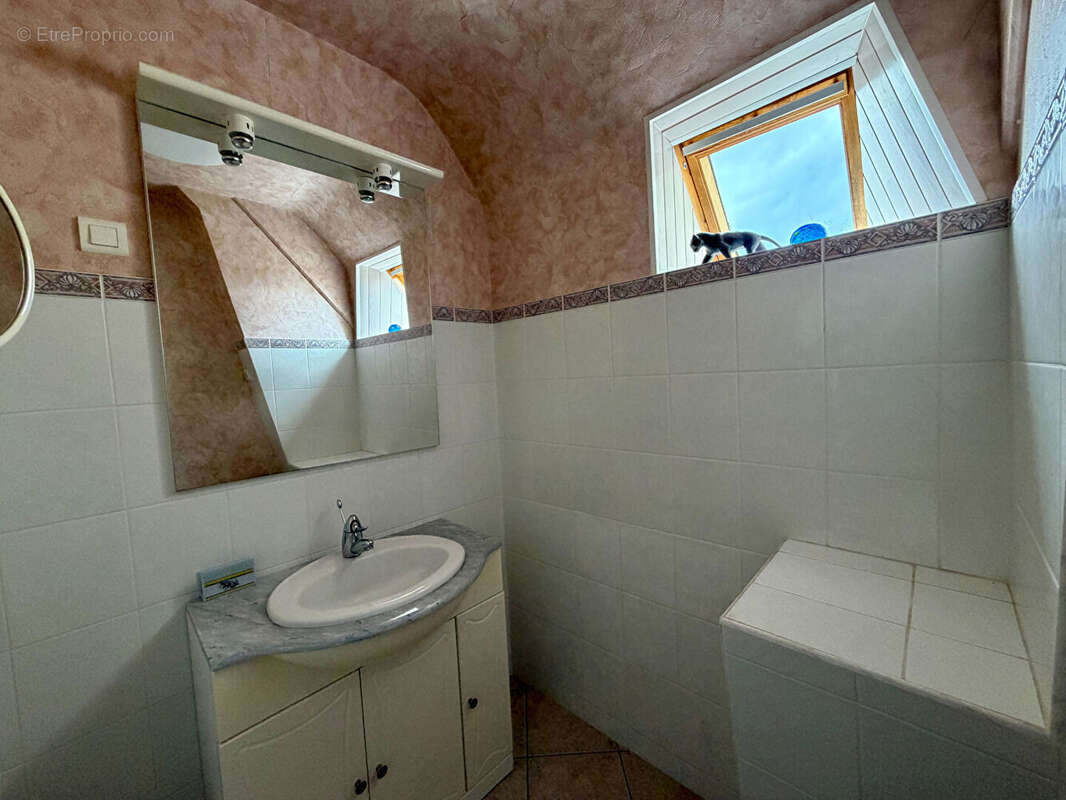Maison à LES BREVIAIRES