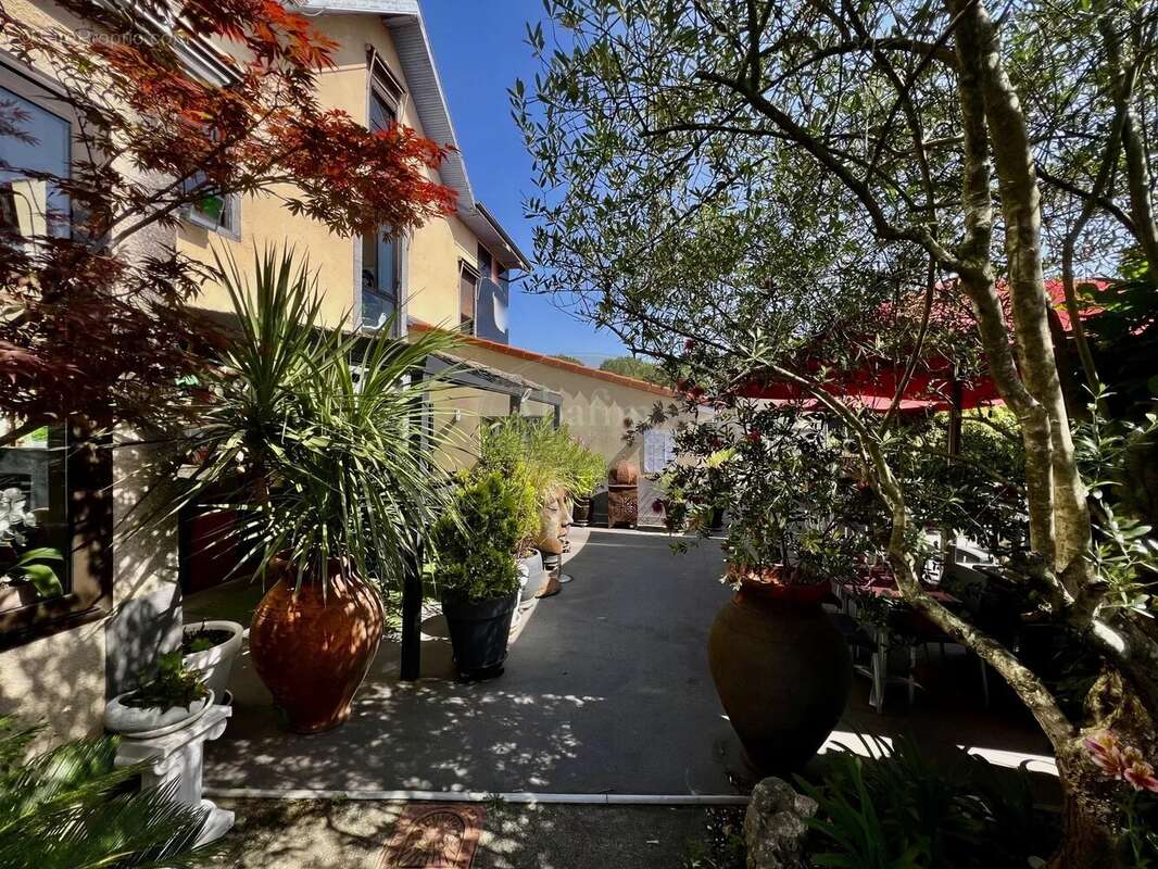 Commerce à SAINT-GAUDENS