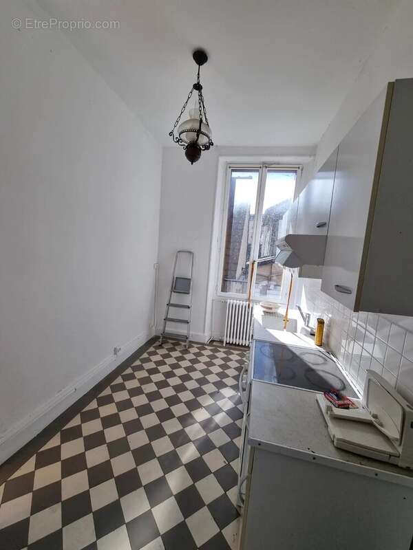 Appartement à COULOMMIERS