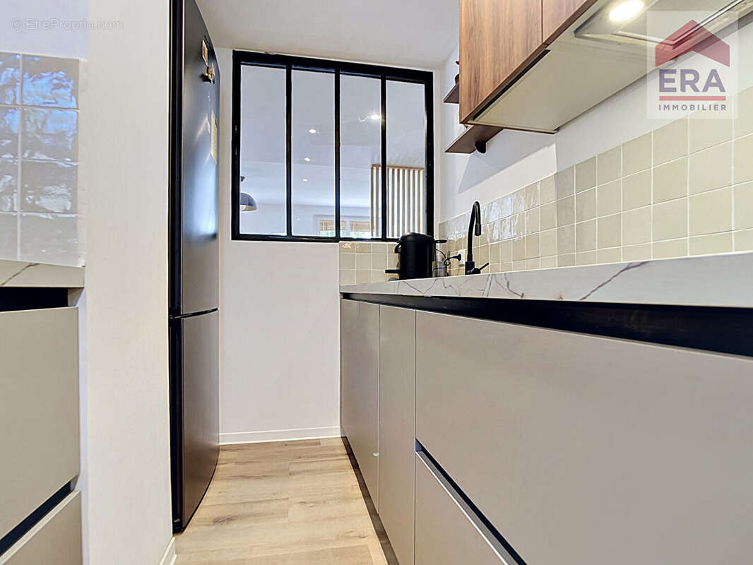 Appartement à MARSEILLE-5E