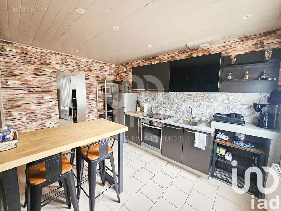 Maison 89 m² à Kergrist  - photo 5