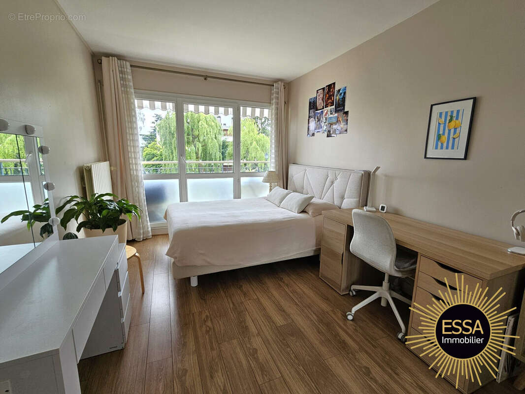 Appartement à NOISY-LE-ROI