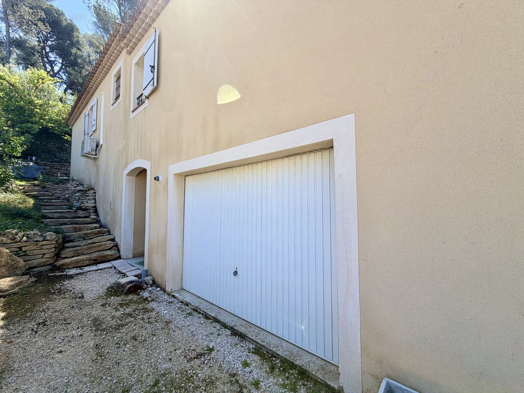 Maison à MARSEILLE-11E