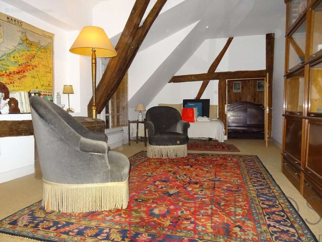 Maison à AUBIGNY-SUR-NERE