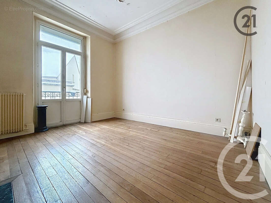 Appartement à MONTEREAU-FAULT-YONNE
