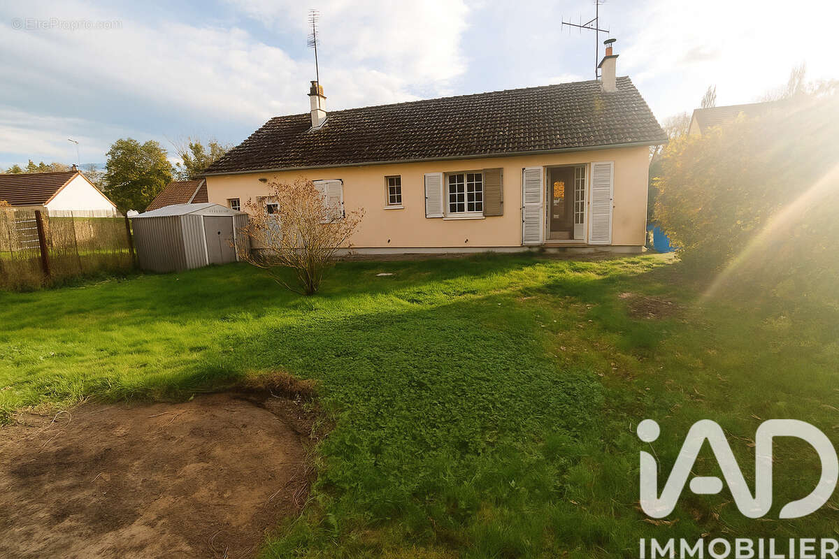 Photo 8 - Maison à DONNEMAIN-SAINT-MAMES