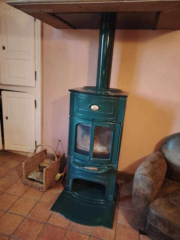 Maison à LACROIX-SUR-MEUSE