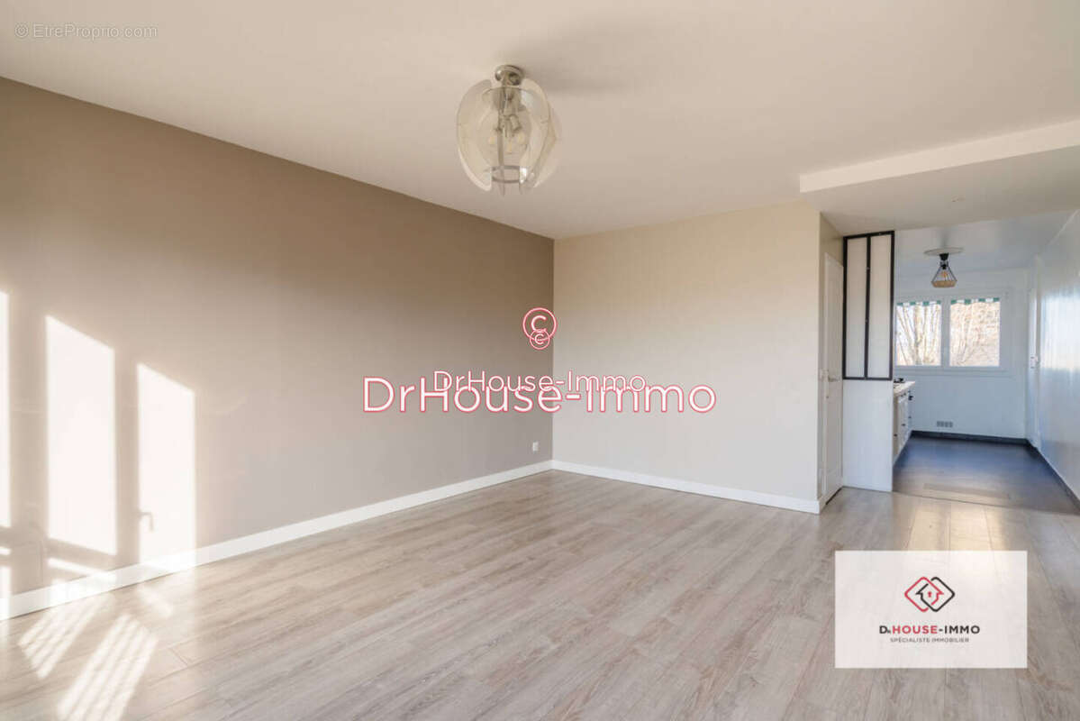 Appartement à NOGENT-SUR-MARNE