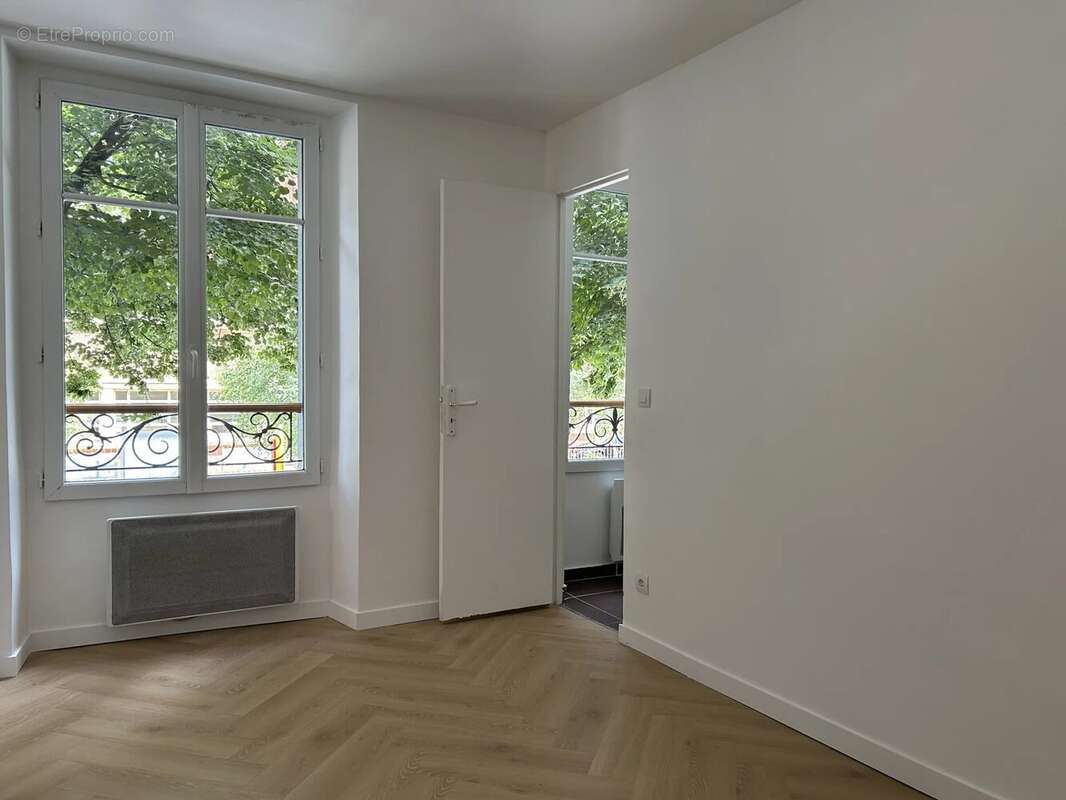 Appartement à CHAVILLE