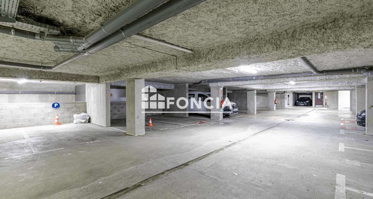Studio Parking Gare - photo 11