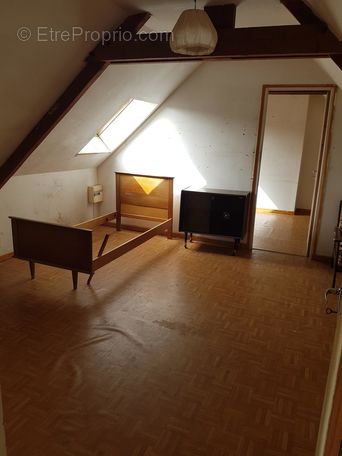 Maison à ETREAUPONT