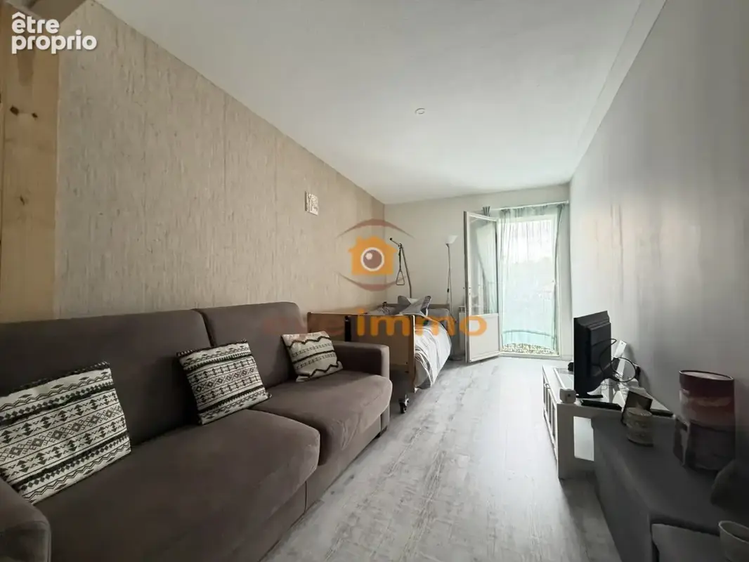 CENTRE VILLE Pézenas  Appartement 4 pièces entièrement rénové - photo 9