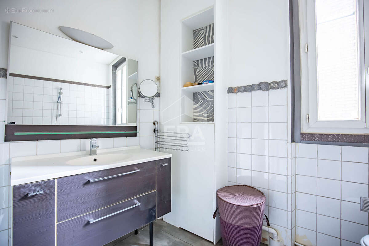 Appartement à PARIS-12E