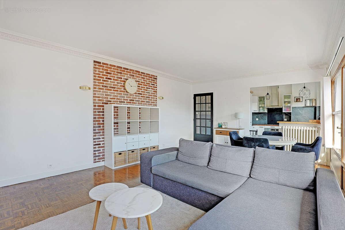 Appartement à NANTERRE