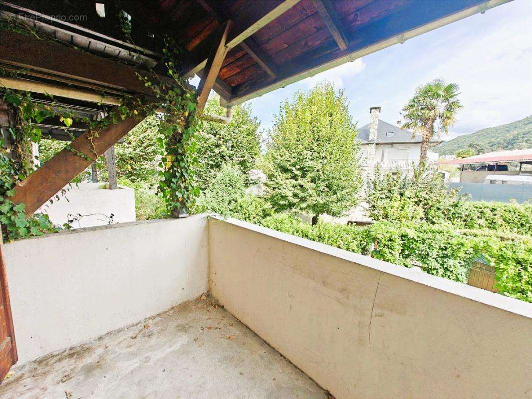 Appartement à GIERES