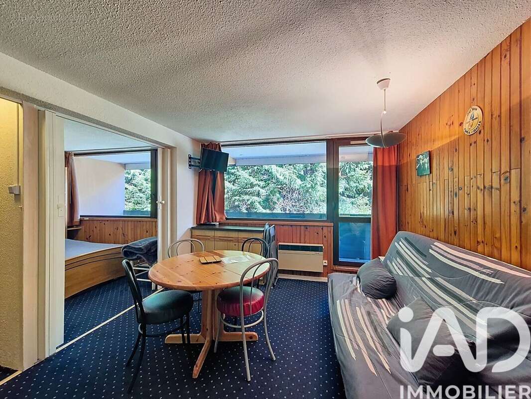 Photo 2 - Appartement à BESSE-ET-SAINT-ANASTAISE