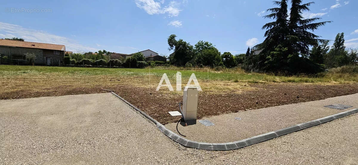 Beaux terrains constructible proche de Mansle - photo 5