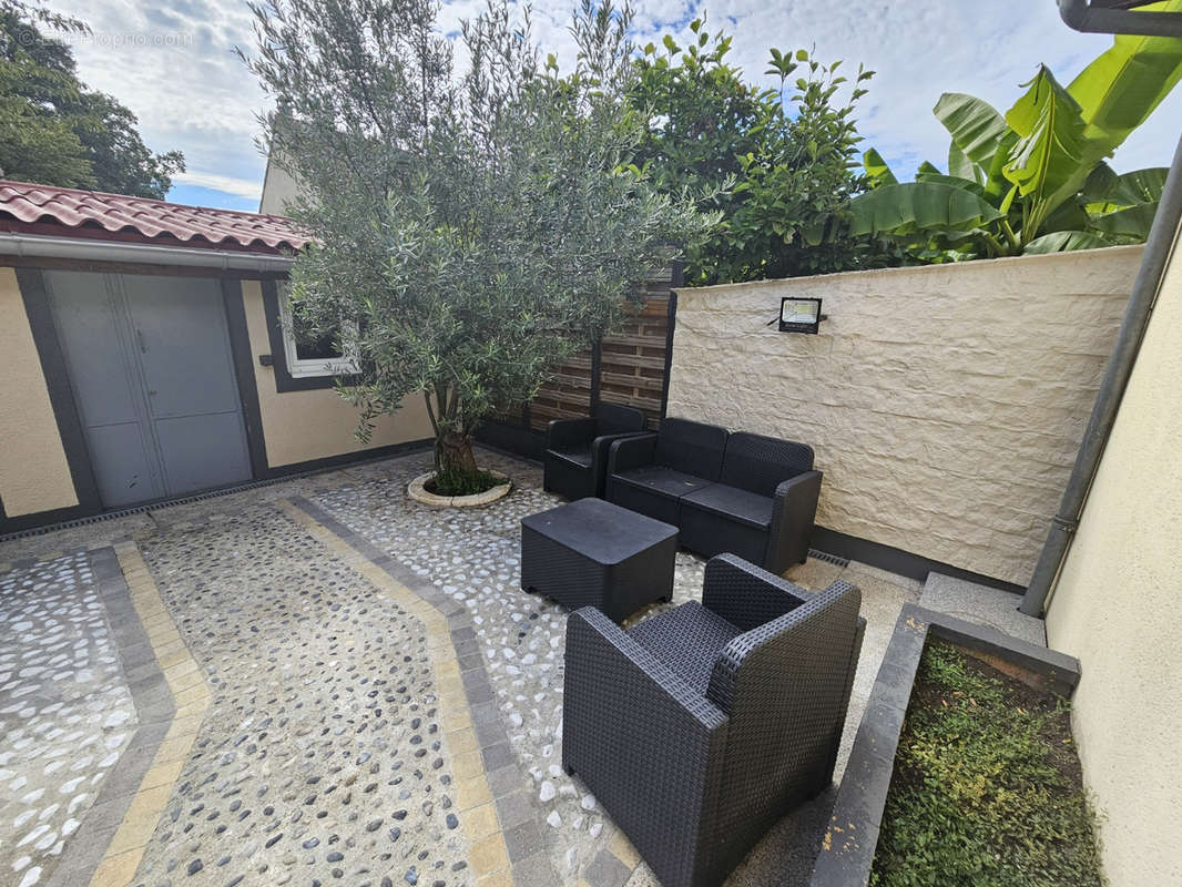 Maison à SAINTE-GENEVIEVE-DES-BOIS