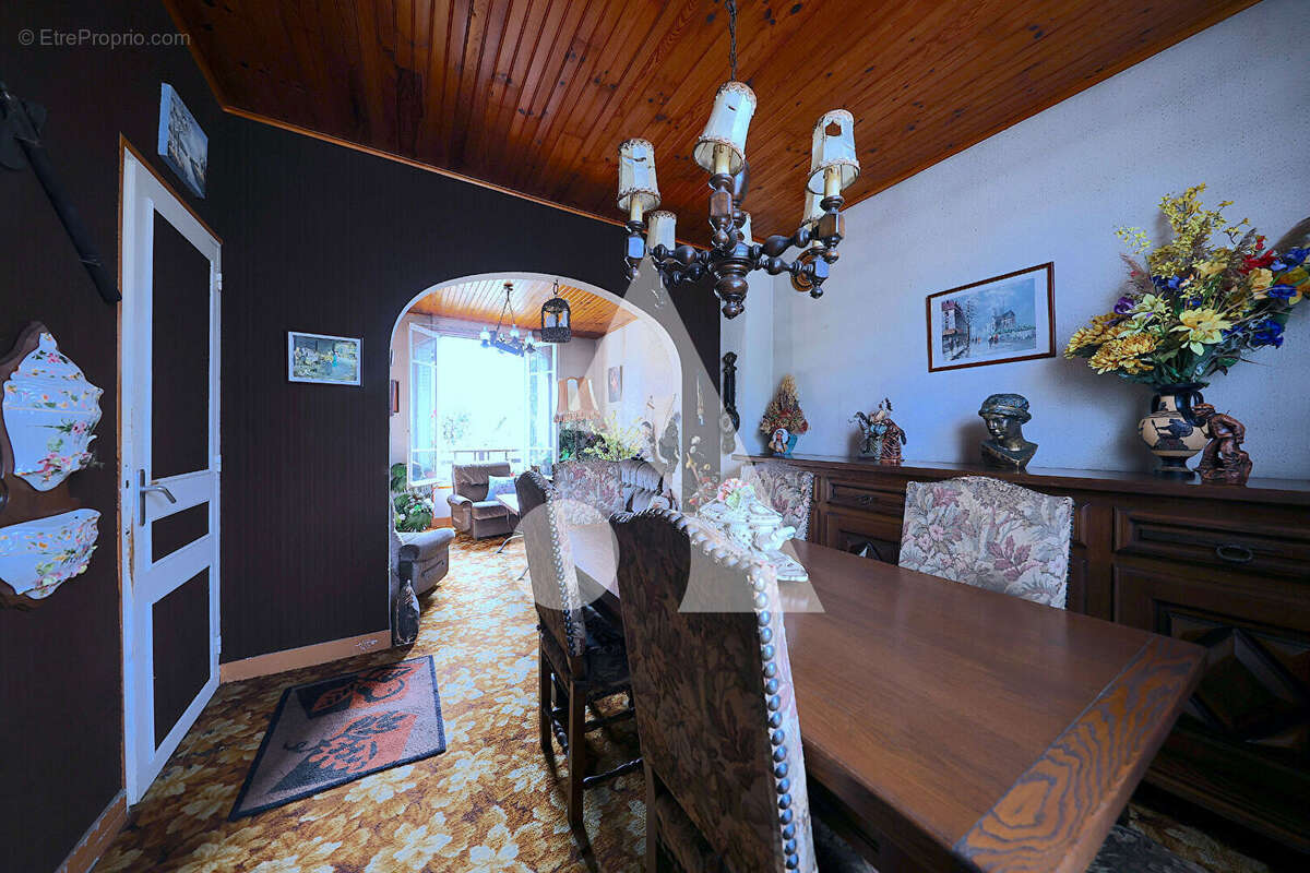 Maison à CORBEIL-ESSONNES