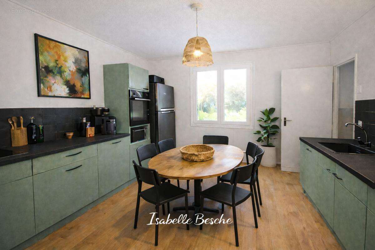 Baron- Maison familiale 4 chambres- Plain pied- Grand terrain arboré - photo 5