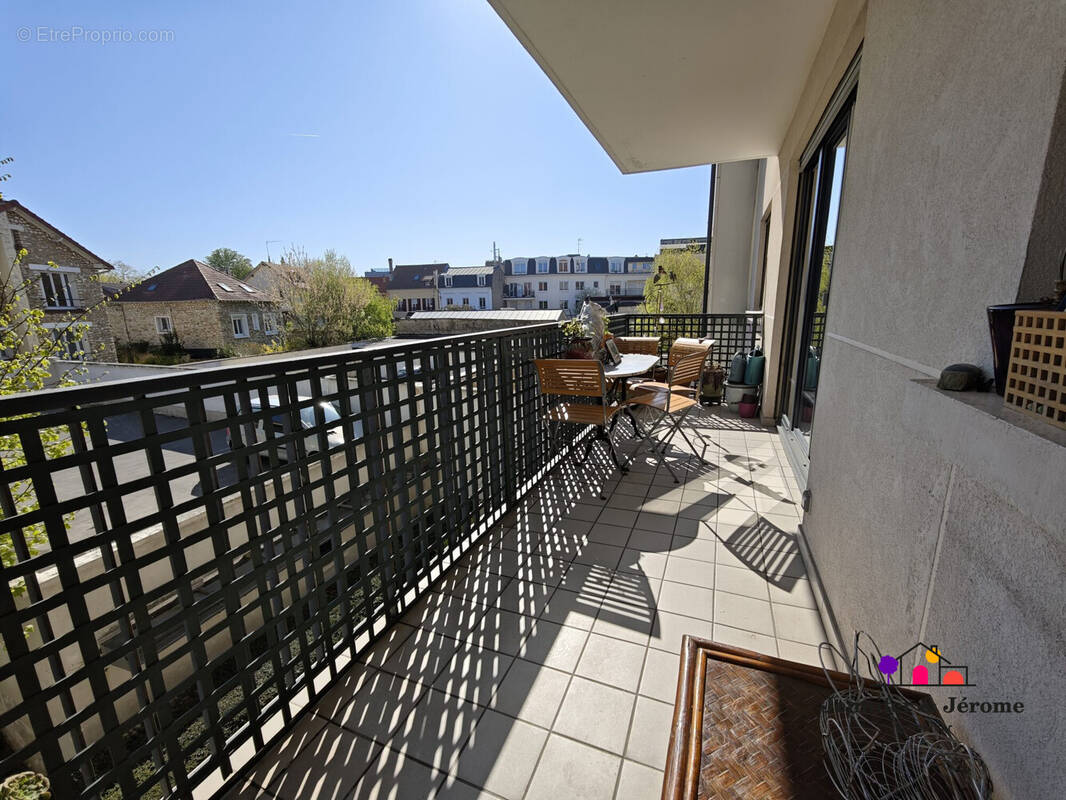 Appartement à ENGHIEN-LES-BAINS