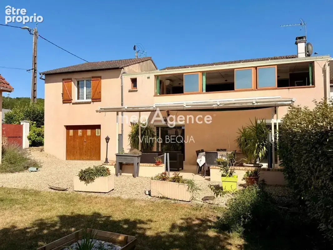 Maison familiale de caractère 8 pièces – 270 m² habitables – Dépendance – Double garage - photo 3