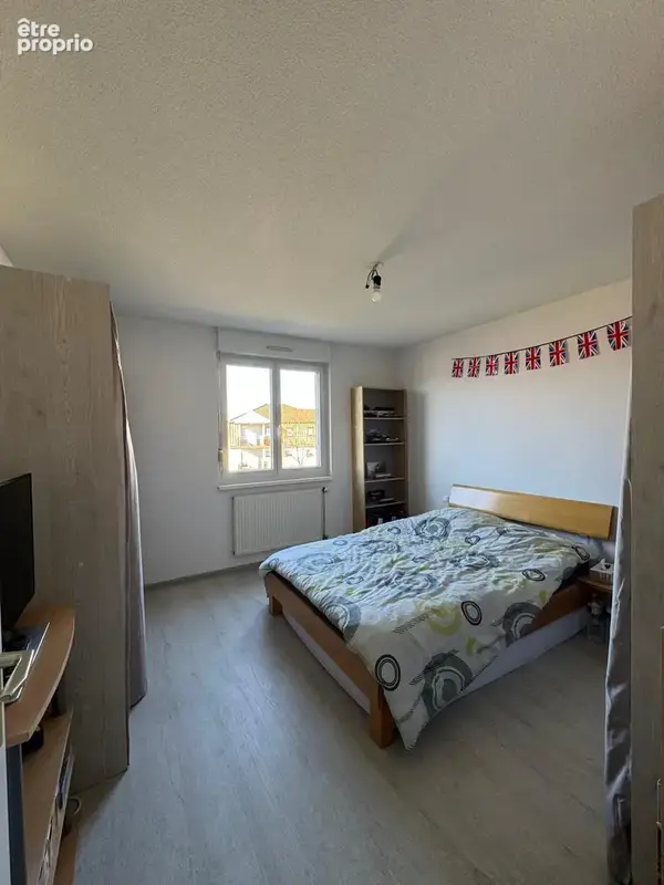 Appartement 2 pièces de 54 m2 avec terrasse, garage, parking et cave. - photo 10