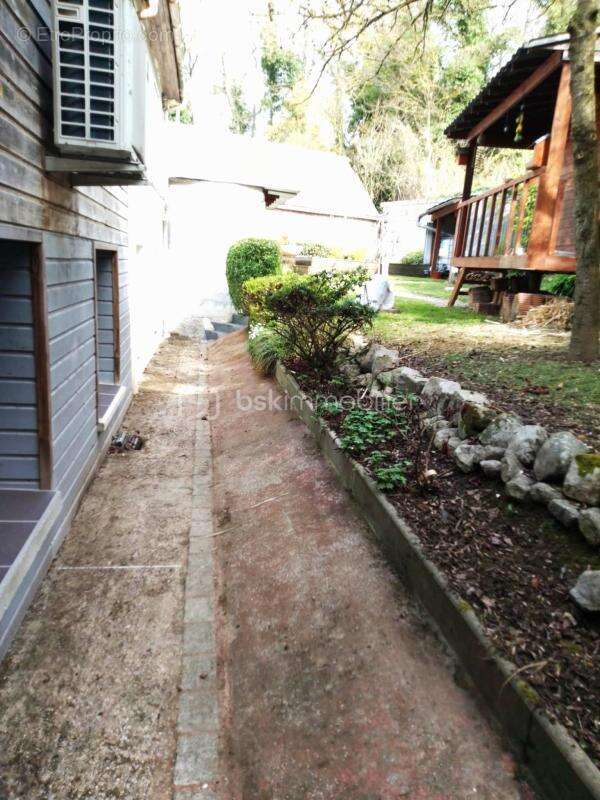 Maison à BOUTTENCOURT