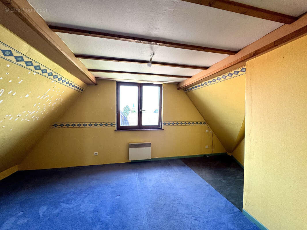 Vendenheim   spacieux duplex 6 pièces avec cour privative et beau potentiel - photo 10