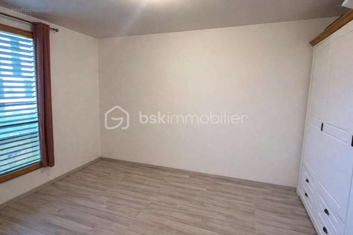 Appartement à LYON-8E