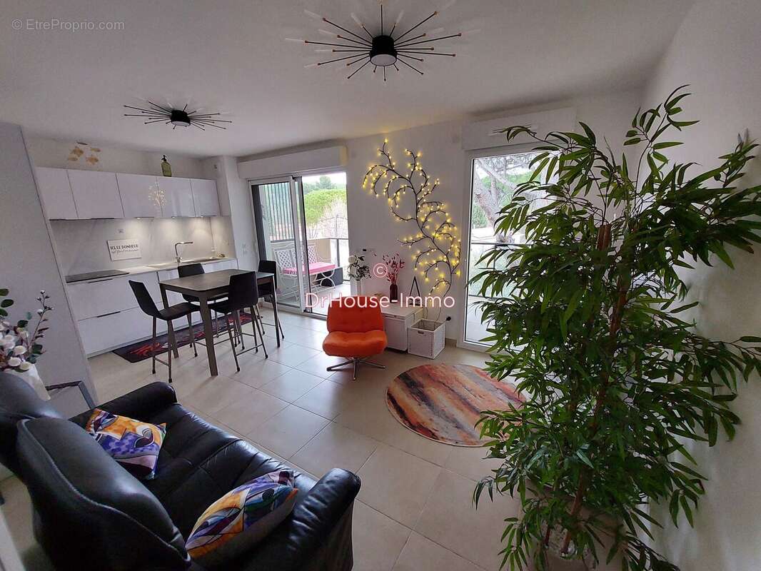 Appartement à CARRY-LE-ROUET