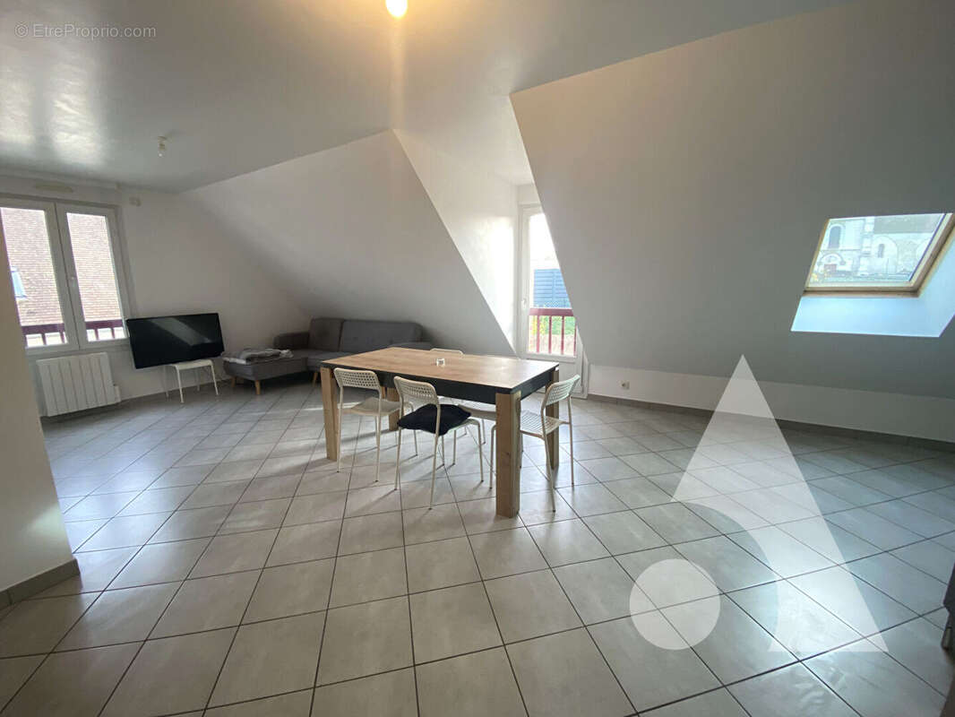 Appartement à CREPY-EN-VALOIS