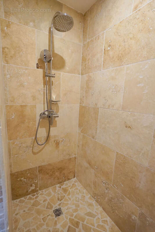 Maison à MEZIERES-SUR-SEINE