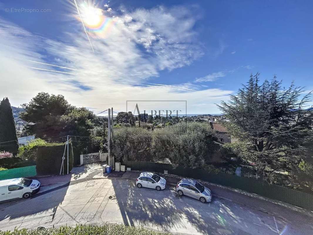 Appartement à LE CANNET