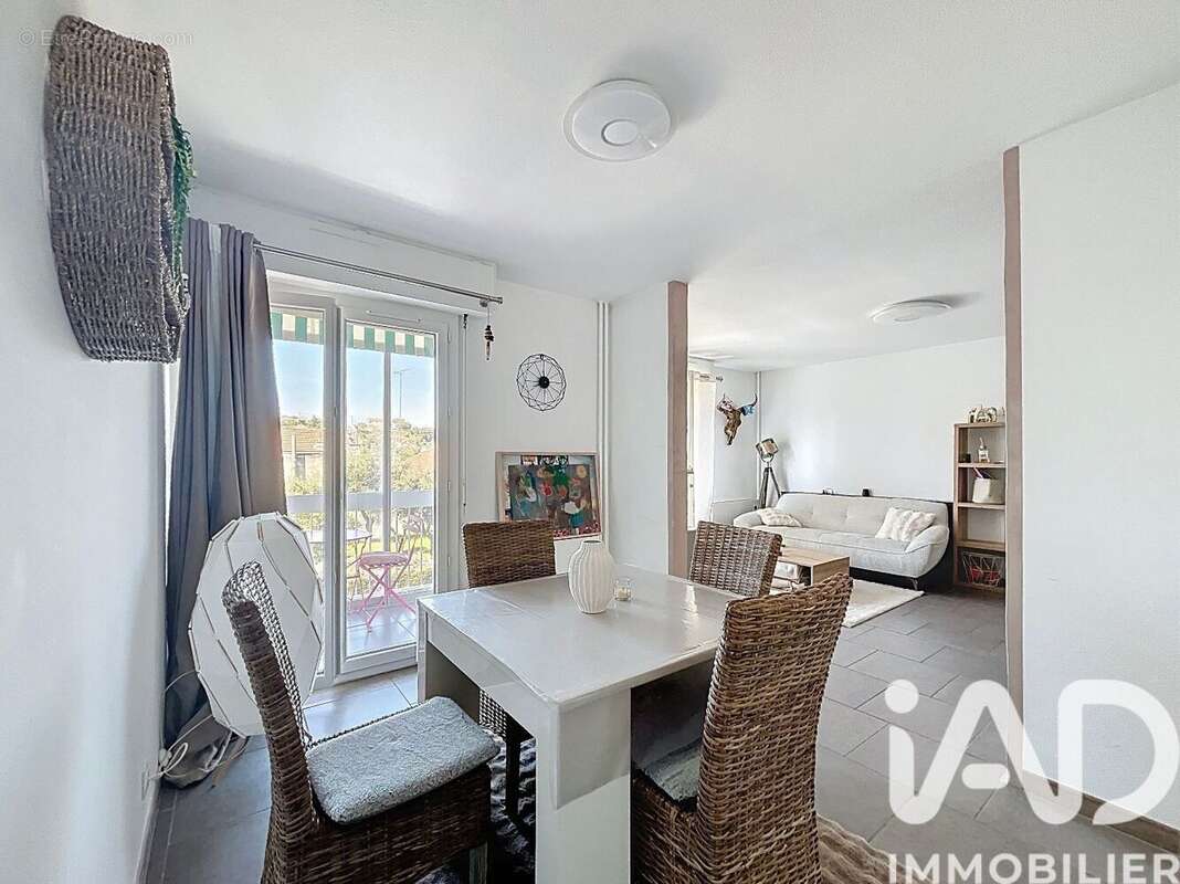 Photo 5 - Appartement à SEPTEMES-LES-VALLONS