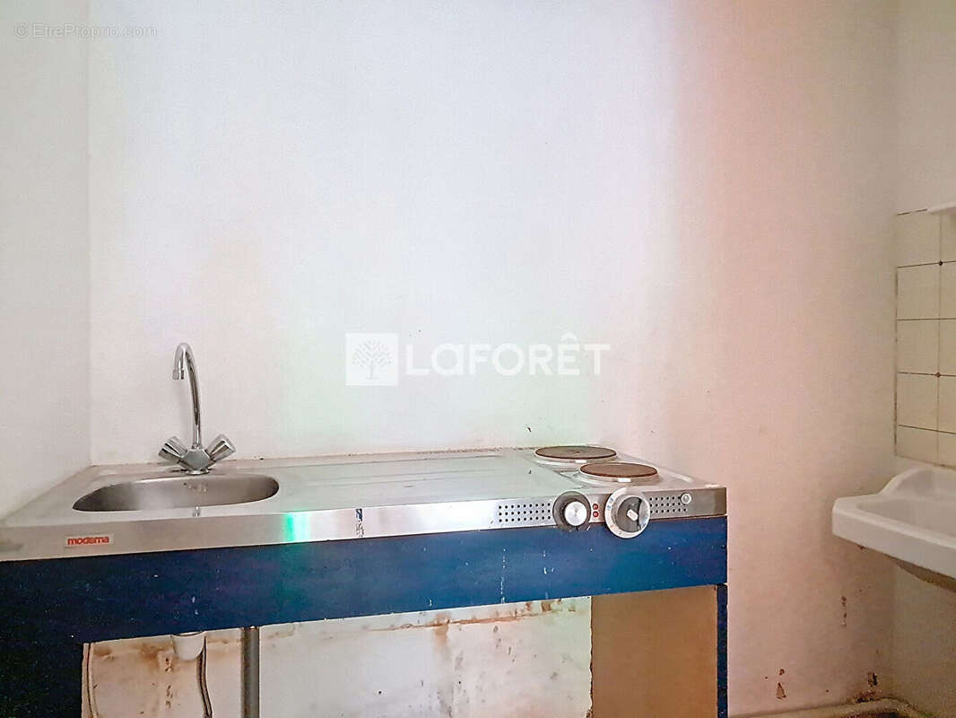 Commerce à VILLEMUR-SUR-TARN